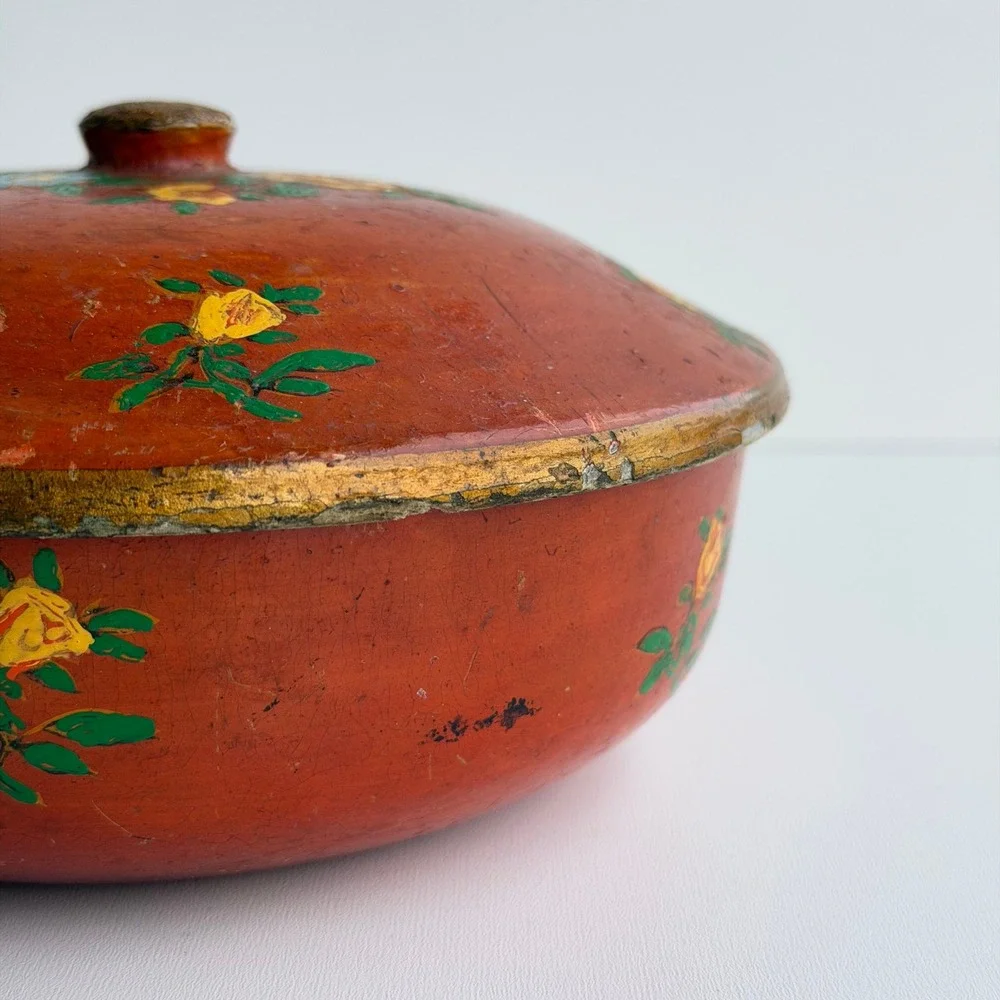 Antique Hand Painted Floral Lacquer Toleware Round Lidded Storage Box Red Gold